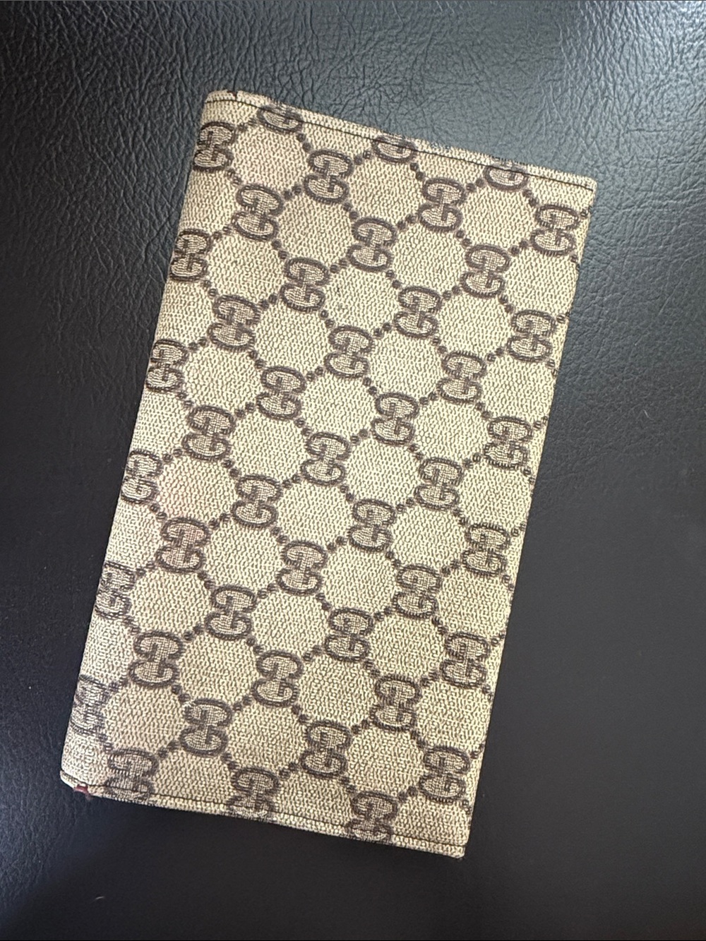 Gucci Beige and Brown GG Canvas Passport Cover - Picture 1 of 6